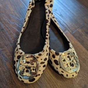 Tory Burch leopard calf hair flats EUC